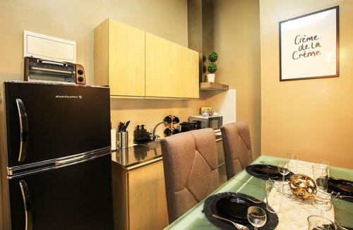 Bel-Air Condo | 64th City Escape: Gramercy Makati w/Pool, Gym, Sauna Access