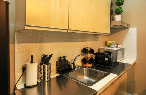 Bel-Air Condo | 64th City Escape: Gramercy Makati w/Pool, Gym, Sauna Access