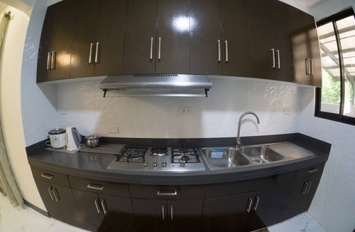 Coron House | ✔6BDR HOUSE ✔FOR FAMILIES ✔COUPLES ✔GROUP OF FREINDS ✔QUIET ✔SECURED