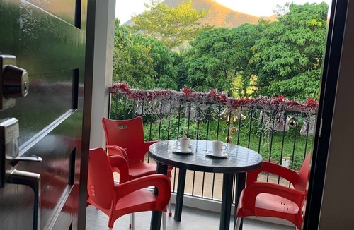 Coron House | ✔6BDR HOUSE ✔FOR FAMILIES ✔COUPLES ✔GROUP OF FREINDS ✔QUIET ✔SECURED