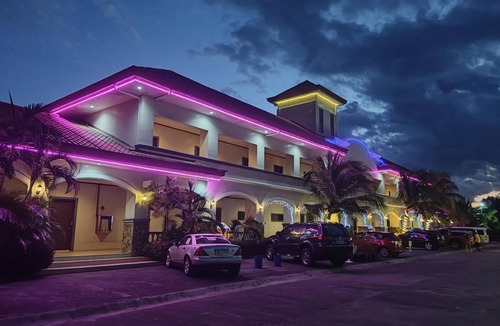 Olongapo Resort | 70 m² Resort ∙ 2 bedrooms ∙ 9 guests