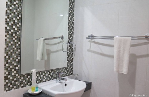 Tagbilaran Hotel | 717 Cesar Place Hotel