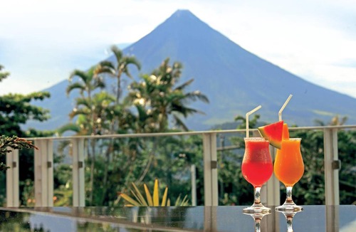 Legazpi Hotel | 73 m² Hotel ∙ 6 guests