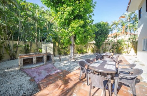 El Batey House | 7BR Villa next to Playa Chiquita Casino!
