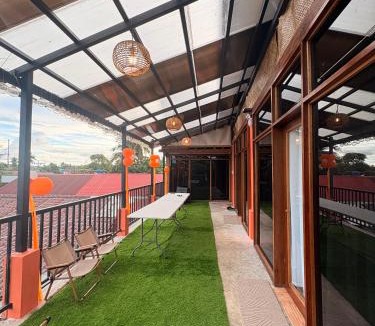 Catangnan Hostel | 8-Bed Mixed Dorm, Surf & Social Hostel Siargao