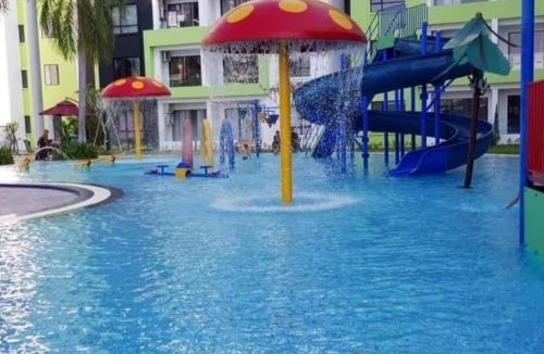 Kampung Kuala Pari Apartment | 8 GroundFloor PoolSide Waterpark Manhattan Homestay lpoh