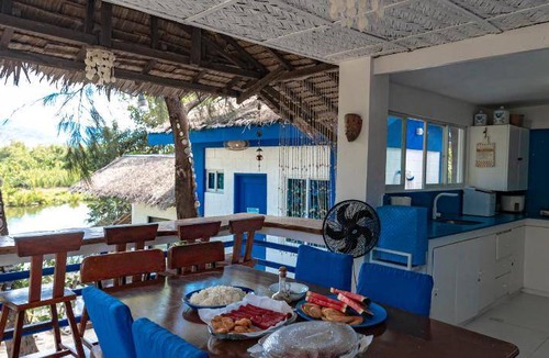 Cabangan House | 800 m² Bungalow ∙ 3 bedrooms ∙ 18 guests