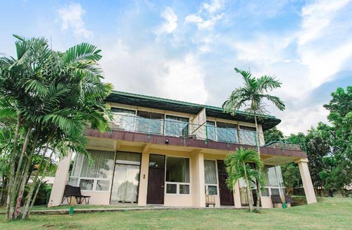Silang Hotel | 84 m² Hotel ∙ 2 bedrooms ∙ 8 guests