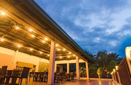 Silang Hotel | 84 m² Hotel ∙ 2 bedrooms ∙ 8 guests