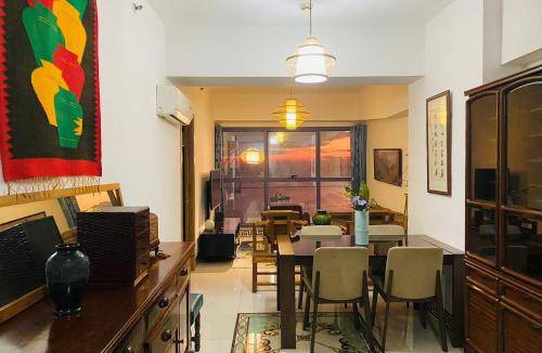 Ermita Apartment | 98 m² Apartment ∙ 3 bedrooms ∙ 11 guests