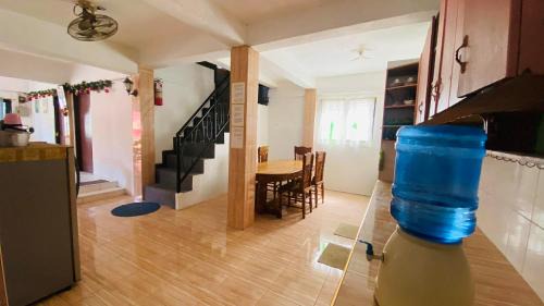 Luzon House | Aňos Guesthouse