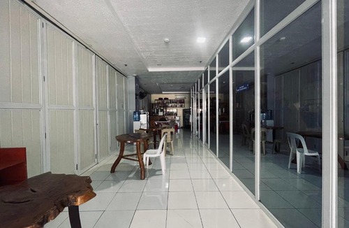Legazpi Hotel | A and A Bed and Breakfast Inn powered by Cocotel