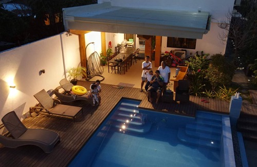 Naval House | A beach house (shared space) and a romantic place during sunset!