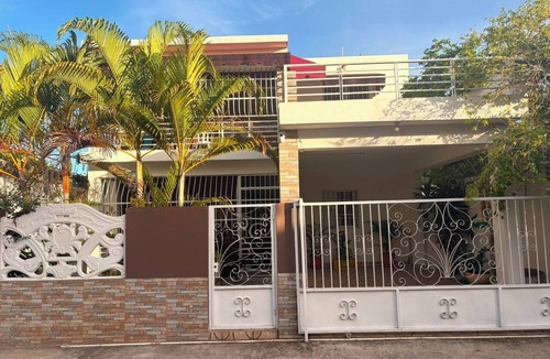 Santo Domingo Este House | A beautiful, comfortable, and safe home for the whole family