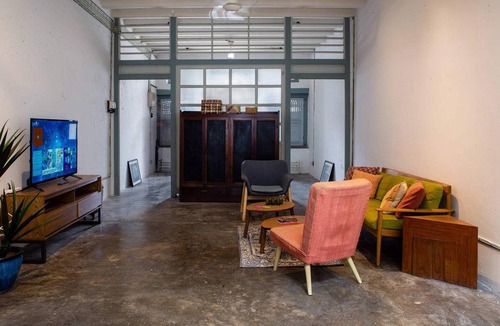 Downtown George Town House | A Cozy 1890s Heritage House at Kimberley Street