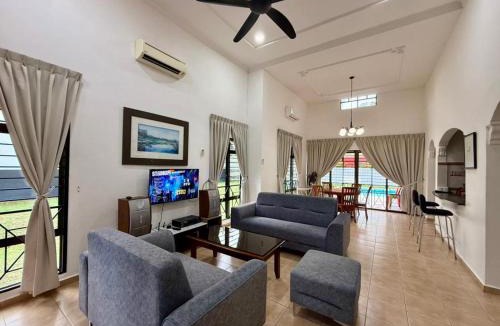 Alor Gajah Villa | A'Famosa Private Pool Villa Lot 872-Fong Homestay