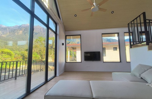 Kundasang Villa | A place that meets comfort and standard, uniting family and friends.