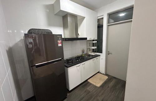 Pusat Komersil Lee Ling Apartment | A&S Homestay at Prima Matang