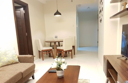 Mabolo Condo | A2 - Comfortable One-Bedroom Suite at The Padgett Place