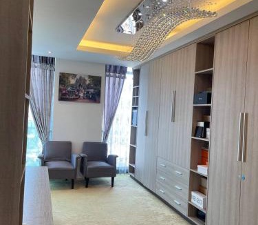 Pelabuhan Klang Apartment | Aaron Low Home