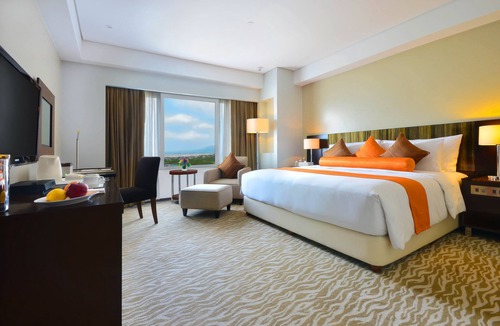 Alabang Hotel | Acacia Hotel Manila