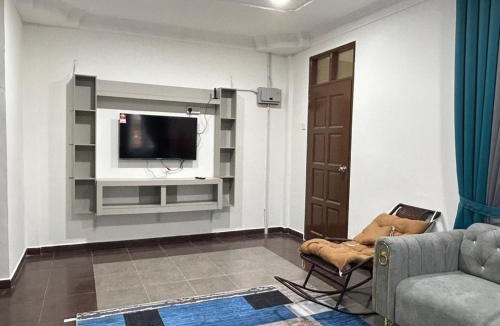 Kampung Geting House | Adawiyah Homestay Tingkat Atas