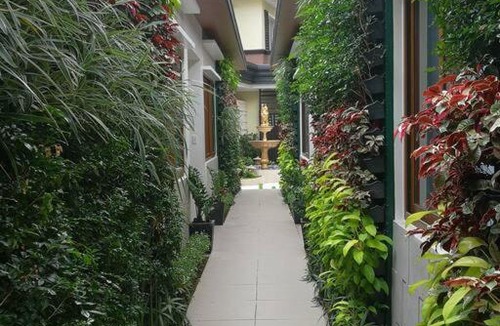 Ermita Night District Villa | Adria Residences - Emerald Garden - 2 Bedroom Unit for 4 person
