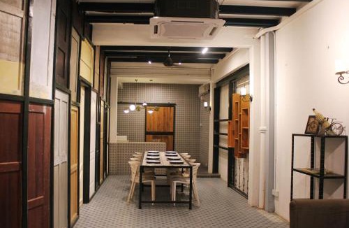 Kampung Lintang Apartment | Aesthetic 2BR Stay in Kuching City Centre