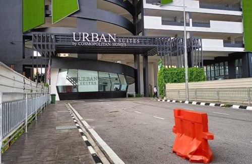 George Town Apartment | Aesthetic Urban Suite With Infinite Pool & Gym