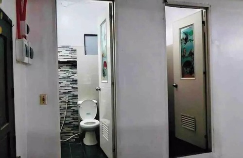 Santa Rosa House | Affordable 1 bedroom w/wi-fi , netflix & parking