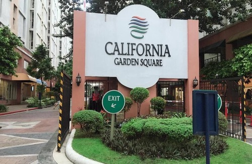 Highway Hills Condo | Affordable 2 BR 2 BA W/ Netfix, Hulu, ESPN+, and Disney+.