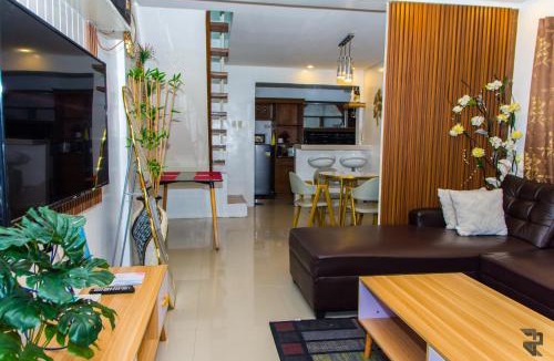 Angeles City House | Affordable GOLD DUST Up To 12 Pax near Aqua Planet & Dinosaur Island