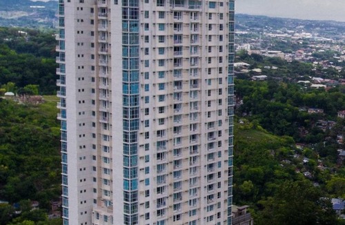 Lahug Condo | Affordable luxury with quality furnitures and appliances