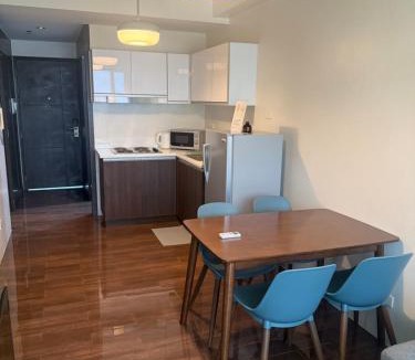 San Antonio Apartment | Air Residences Condo Makati
