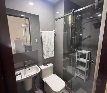 San Antonio Apartment | Air Residences Condo Makati