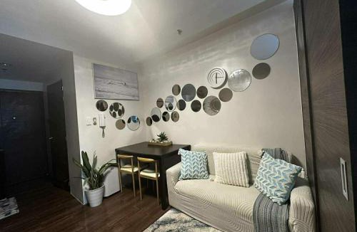 San Antonio Apartment | AIR RESIDENCES MAKATI Staycation