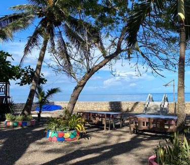 Catmon Resort | Akasia Bungalows by Hiverooms