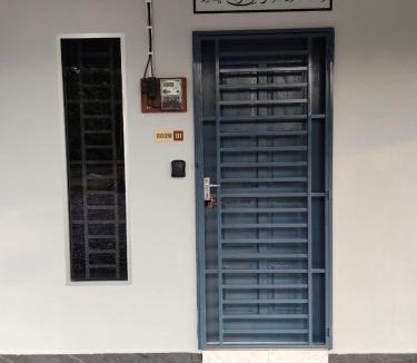 Kampung Ulu Pauh House | Al-Fateh Roomstay, Arau - Room 02