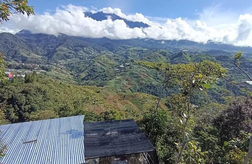 Kundasang House | Alawa D' Kundasang Campsite, Glamping & Family Room