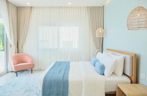 Bacnotan Villa | Alesea Tammocalao La Union Beachfront Villa - Jacuzzi, Two Pools