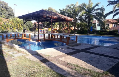 Bacoor City Apartment | Aleth's Apartelle closed to Evia Lifestyle Center