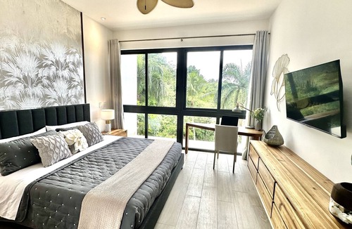 La Ceiba Apartment | All-New ! Apartment in TreeTops with Ocean Views Playa Bonita !