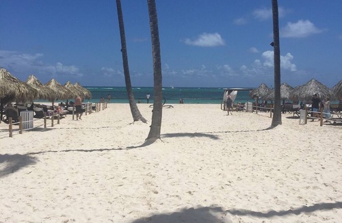 Punta Cana Resort | Alll inclusive 4 stars resorts walking distance to the beach fine dining