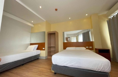 Cebu Hotel | Almond Suites Cebu powered by Cocotel