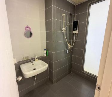 Miri Apartment | aloha homestay