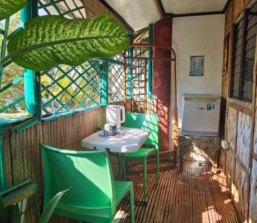 Lucap Bed & Breakfast | Alona's Traditional Filipino Home near 100 Islands Wharf