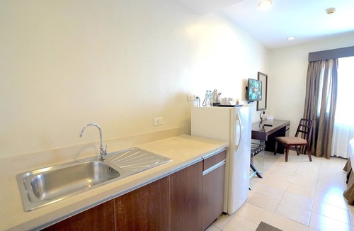 Mandaue Hotel | Alpa City Suites