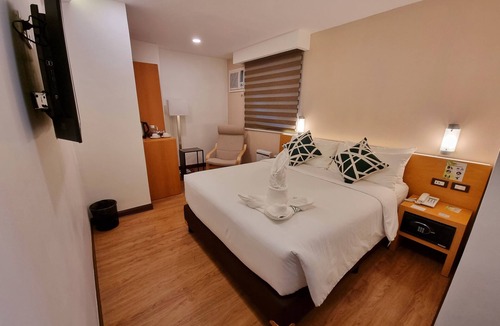 Puerto Princesa City Centre Hotel | Alvea Hotel