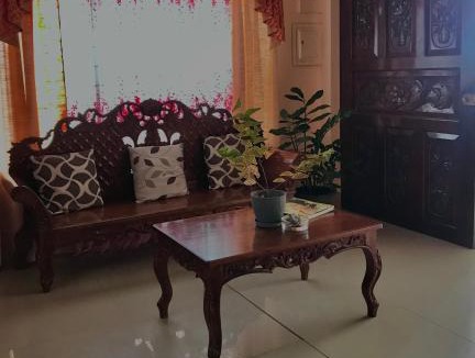 Abuyog House | Alvero's Inn