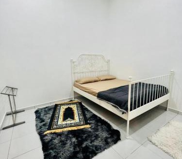 Kijal House | AM Homestay Kijal